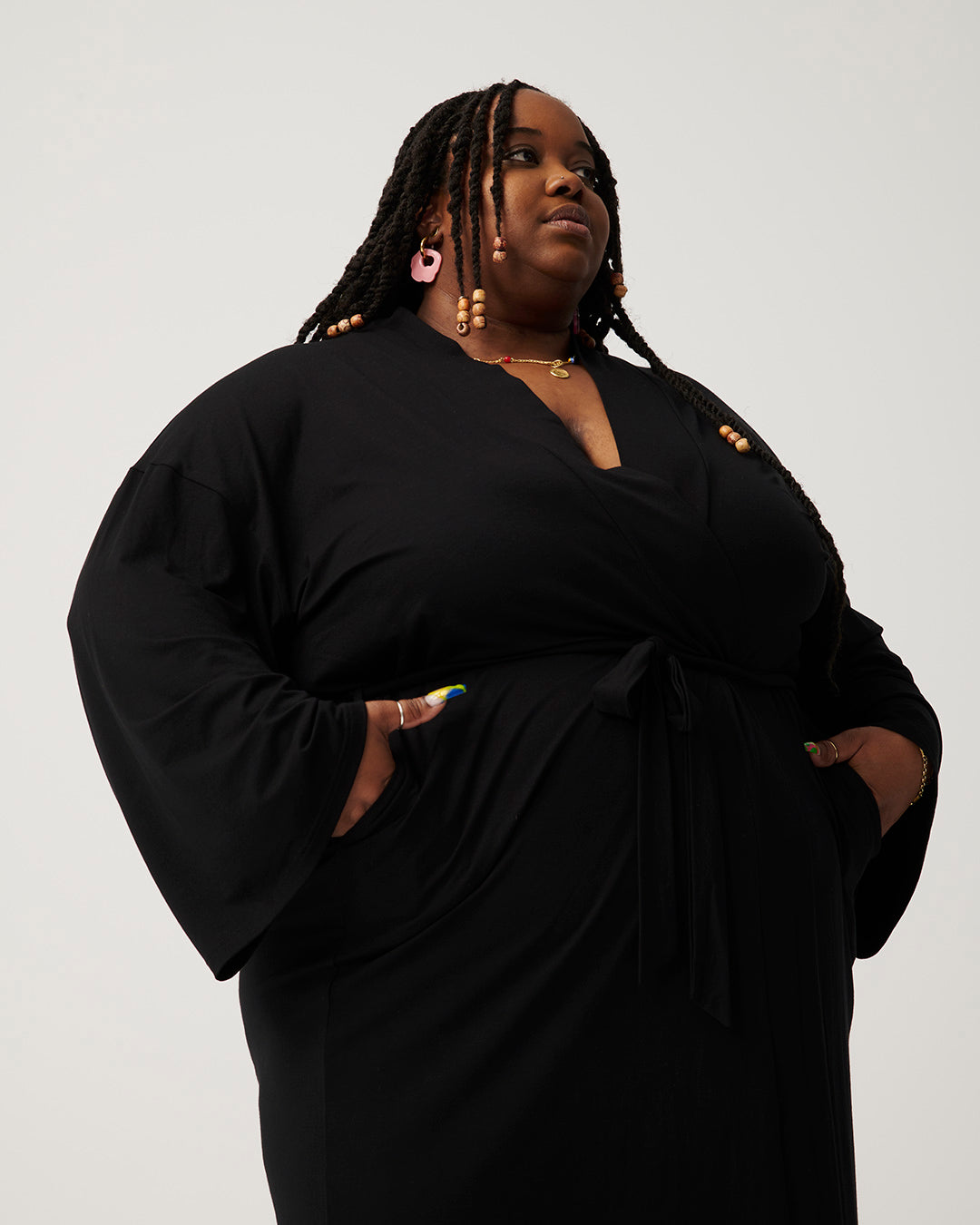 Serial Snoozer /  Black / Robe