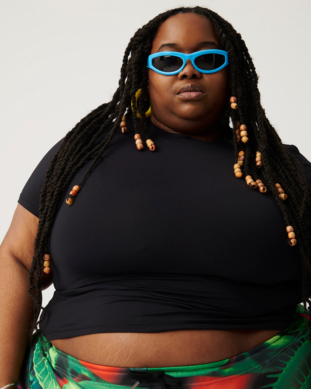 Cuddlelicious / Black / Cropped T-Shirt