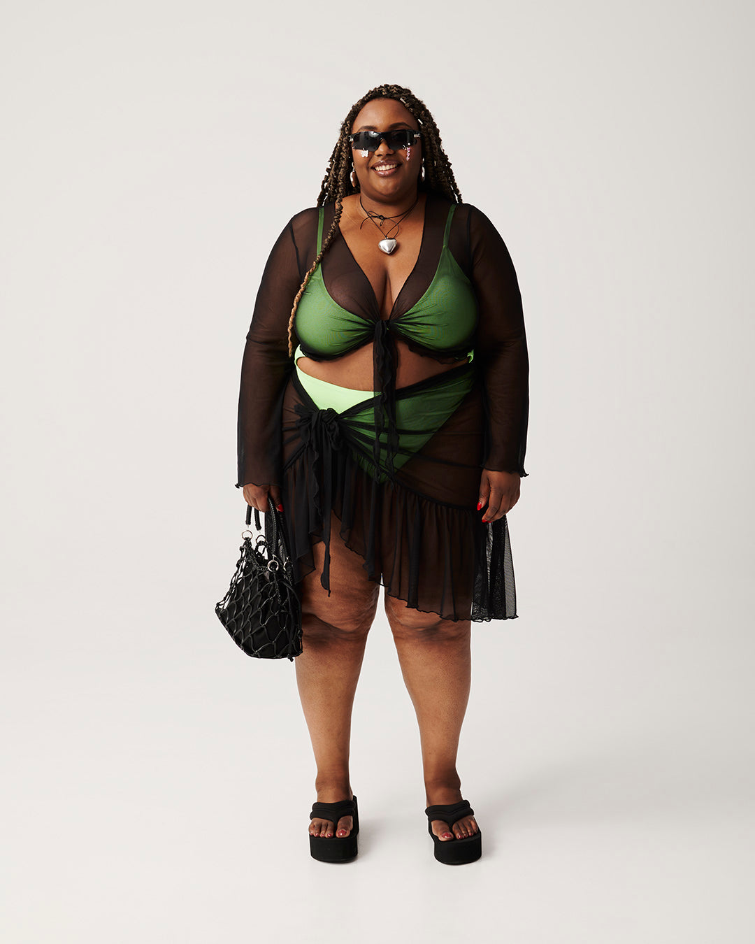 Poolside Perfection / Zwart / Mesh Cover Up