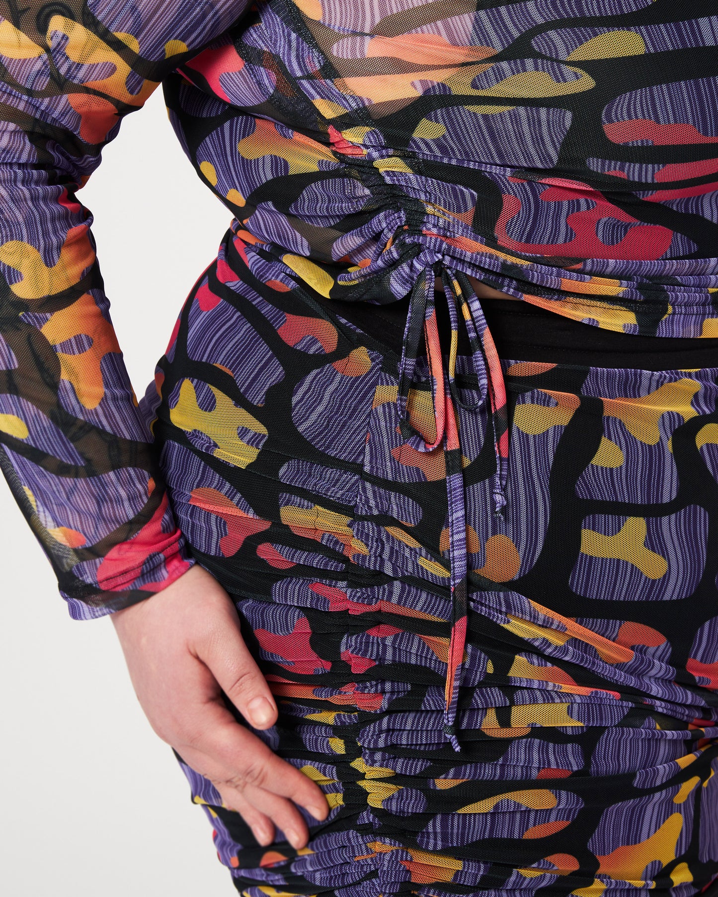 Uncensored / Great Barrier Mesh / Top