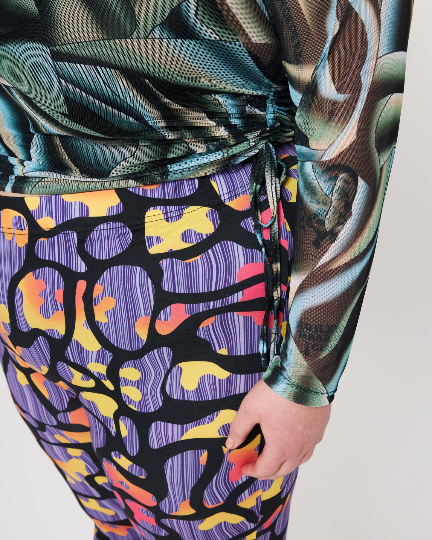 Uncensored / 2022 Mesh / Top