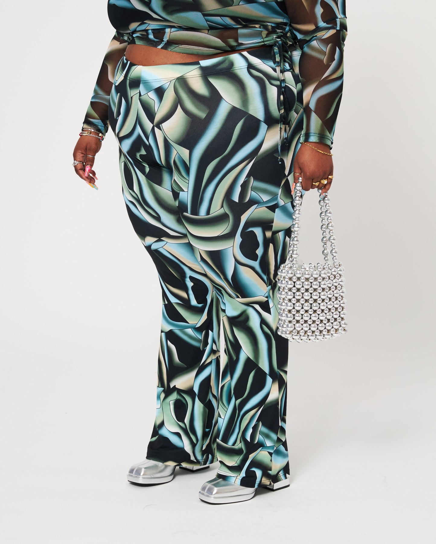 Pyjama Chique / 2022 / Flared Pants