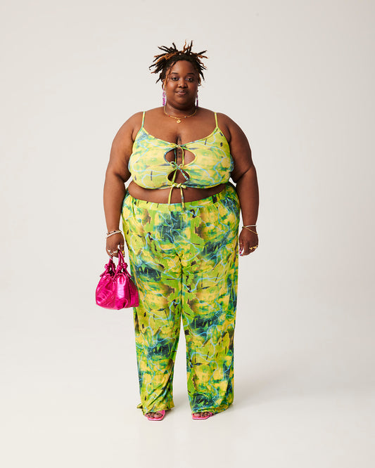 Malachite Heatwave Hottie top, een omkeerbare plus-size crop top, perfect voor zomerse dagen met een veelzijdige pasvorm en hoge rekbaarheid