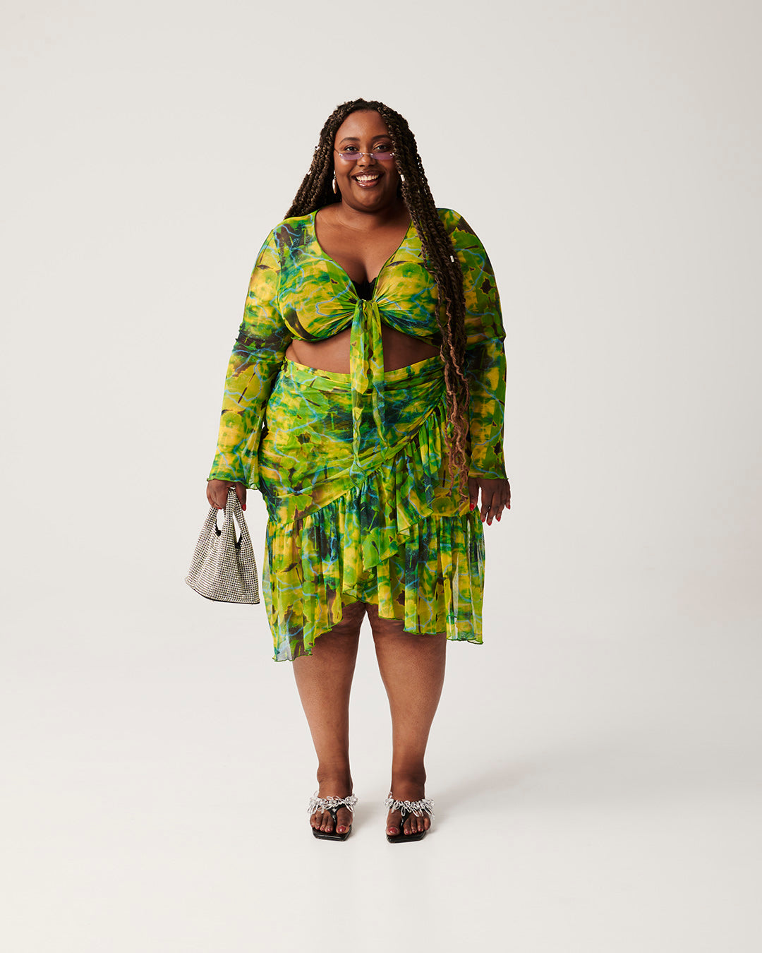 Malachite mesh cover-up, speciaal ontworpen voor curvy vrouwen, ideaal als stijlvolle en luchtige bikini cover-up of casual outfit